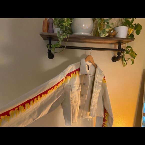 Cropped flame jacket - Picture 3 of 6